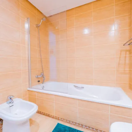 Cubo's Dama De Noche Pool & Tennis Apartment *